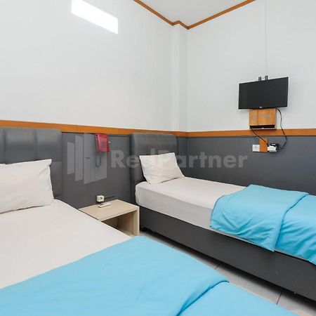Ian Hotel Jaksa Mitra Reddoorz Τζακάρτα Εξωτερικό φωτογραφία