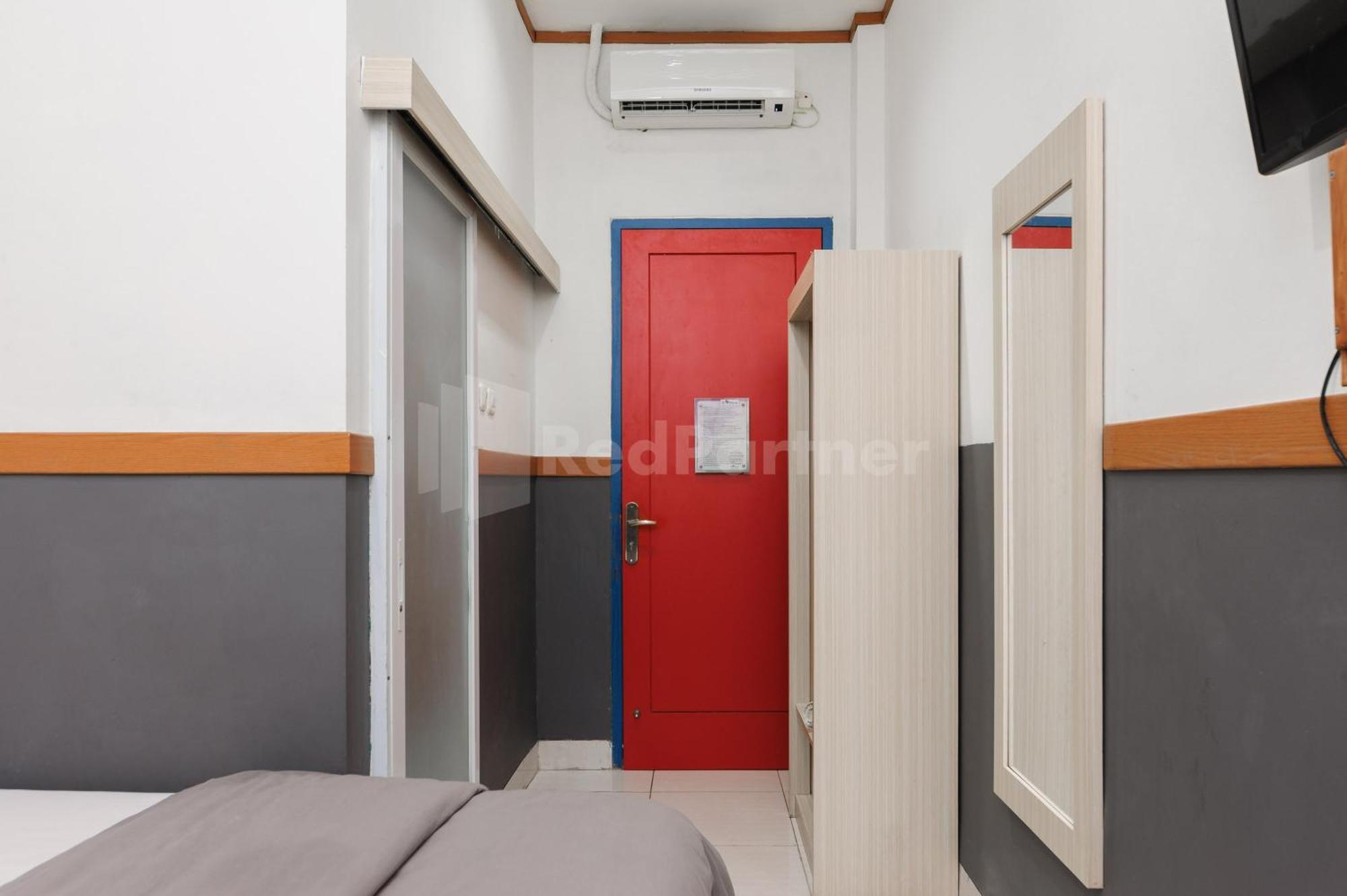 Ian Hotel Jaksa Mitra Reddoorz Τζακάρτα Εξωτερικό φωτογραφία