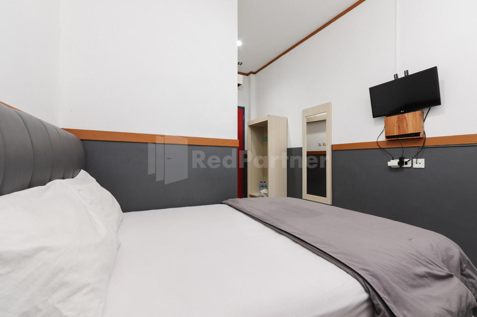 Ian Hotel Jaksa Mitra Reddoorz Τζακάρτα Εξωτερικό φωτογραφία